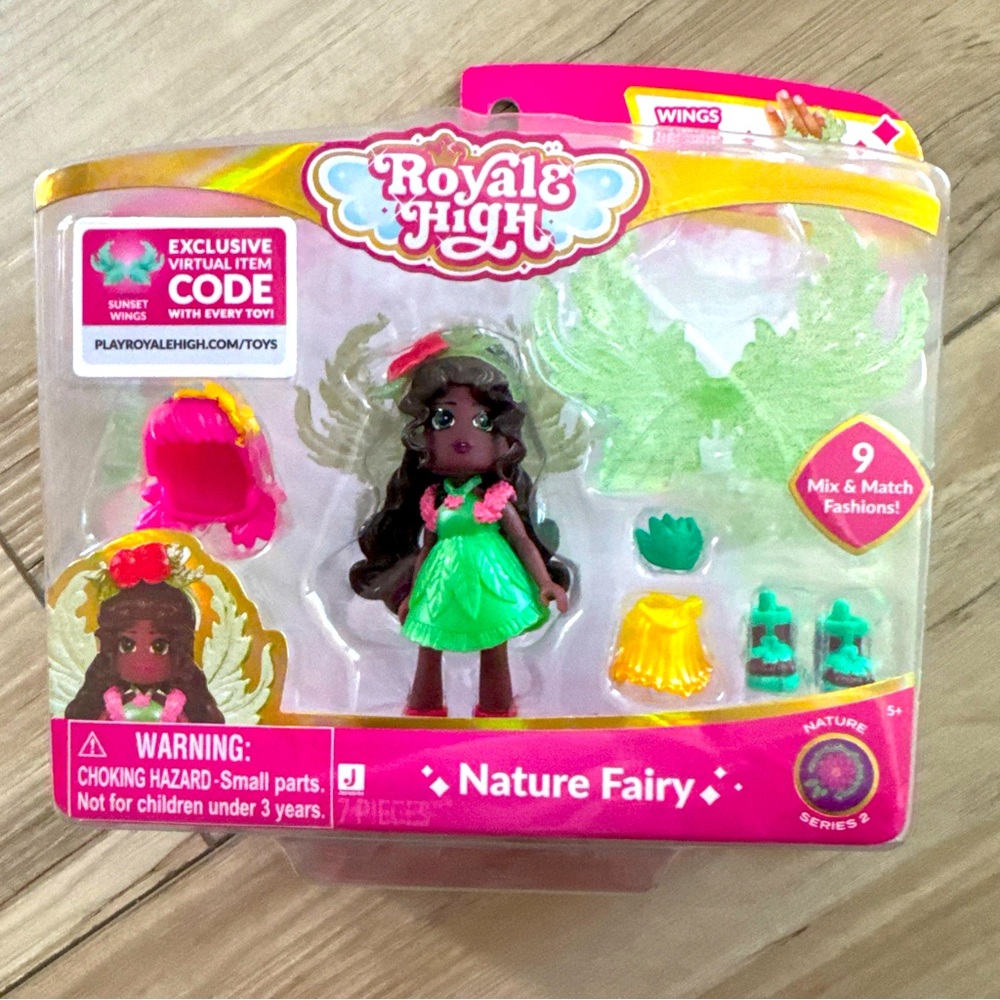 Roblox Royale High Series 2 Nature Fairy Doll (NEW WITH VIRTURAL CODE)
